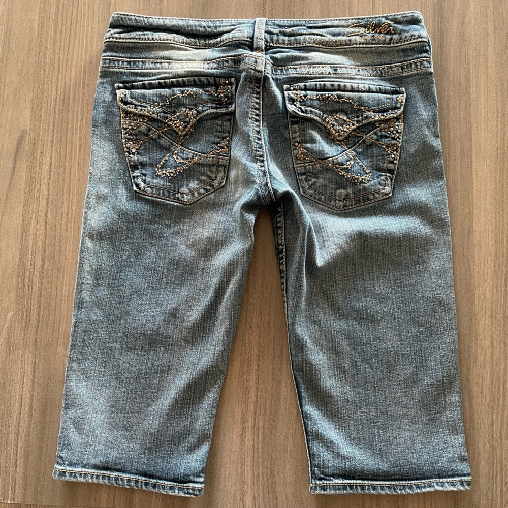 Silver Jeans Light Blue Embellished Back Pocket Jean Shorts